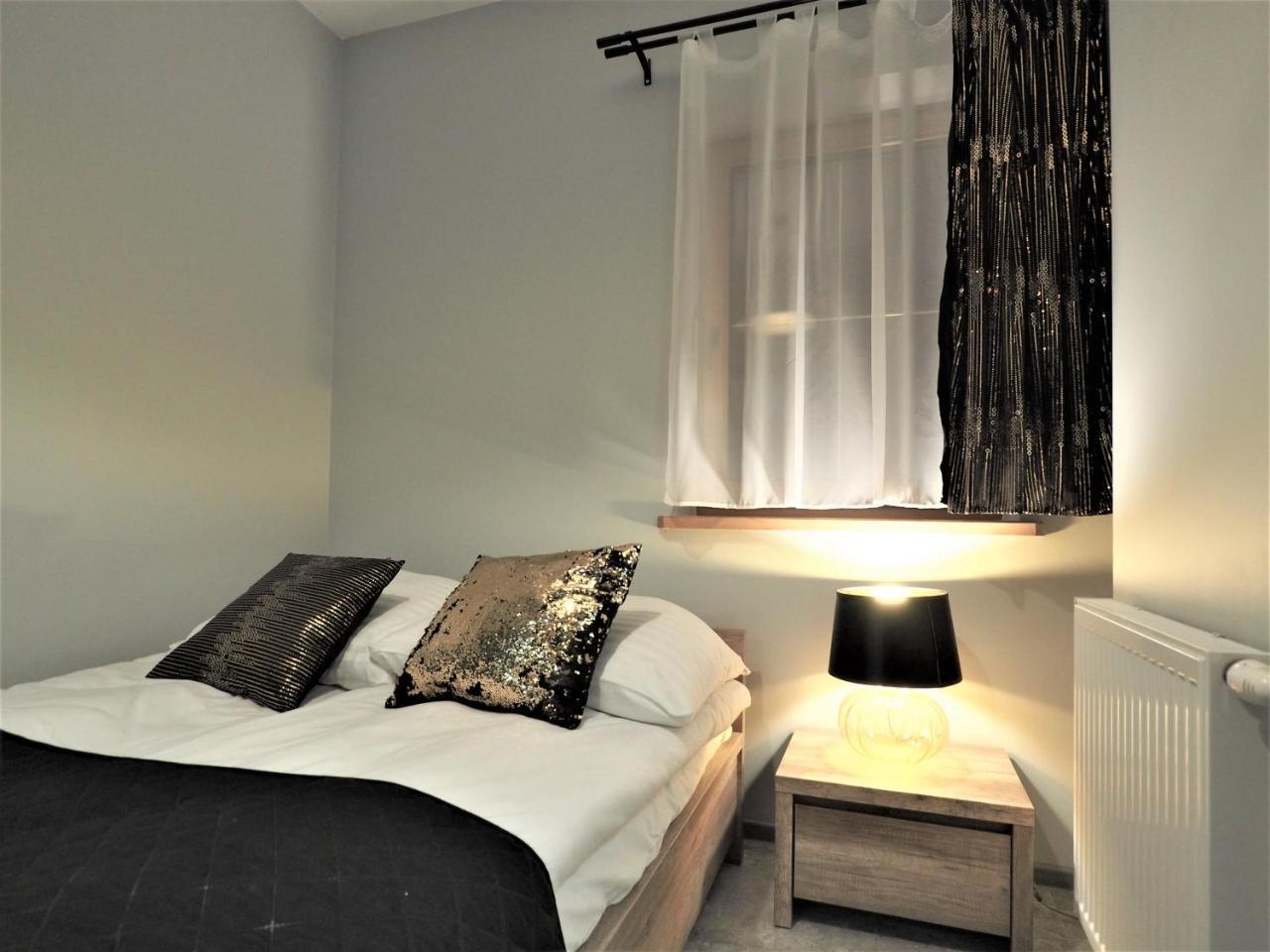 VIP Apartamenty FOLK RESIDENCE Zakopane Bagian luar foto